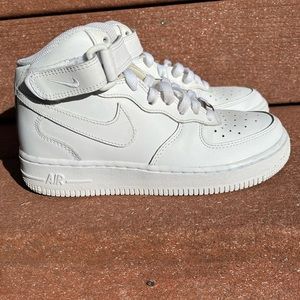 Nike Air Jordan 1 Mid GS